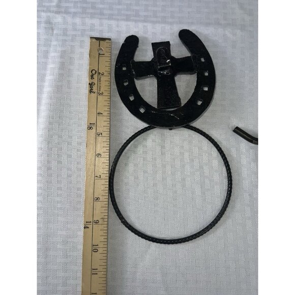 2 PIECE Cross HORSESHOE BATHROOM SET RUSTIC WESTERN DECOR TP Holder‎ Towel Ring - Picture 7 of 11